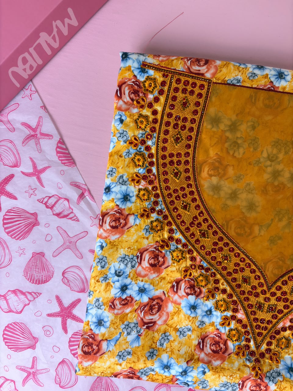 Golden Floral Mukhawar – Premium Cotton