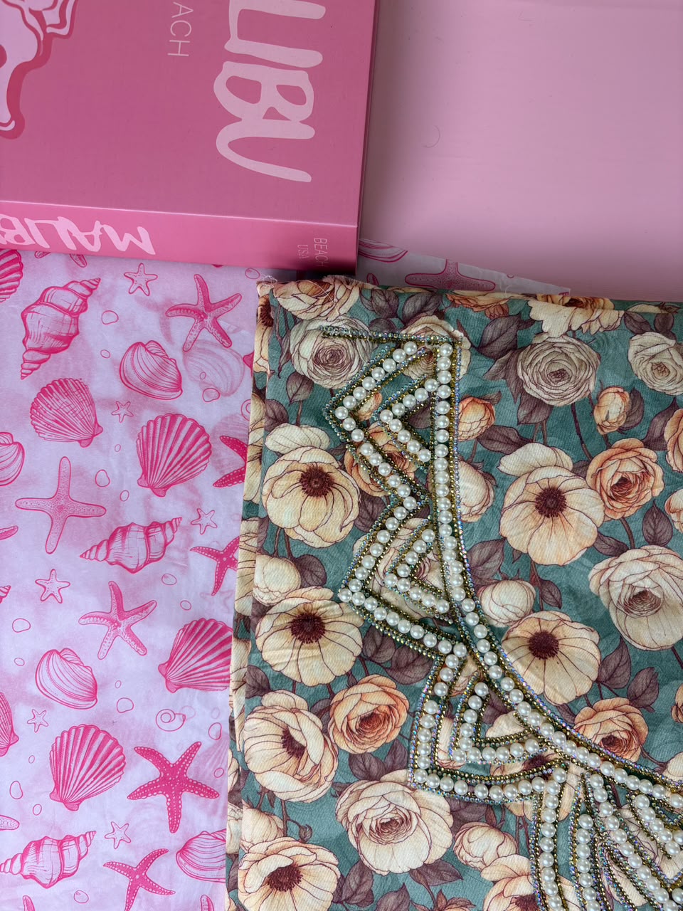 Teal Rose Pearl Mukhawar