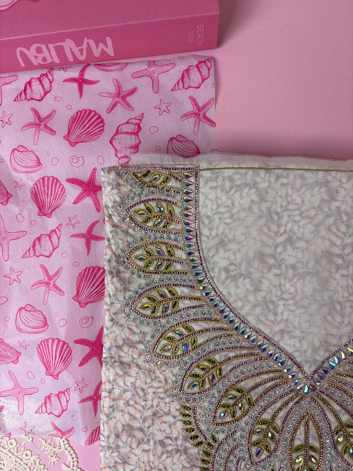 مخوار قطن جابان مطرز فاخر - 4 متر | Mukhawar Japan Cotton Embroidered