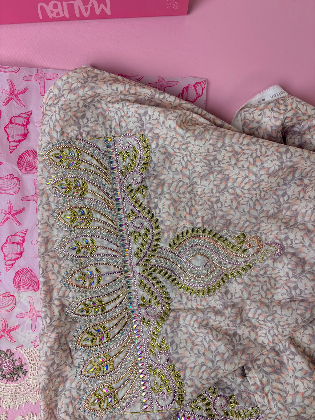 مخوار قطن جابان مطرز فاخر - 4 متر | Mukhawar Japan Cotton Embroidered