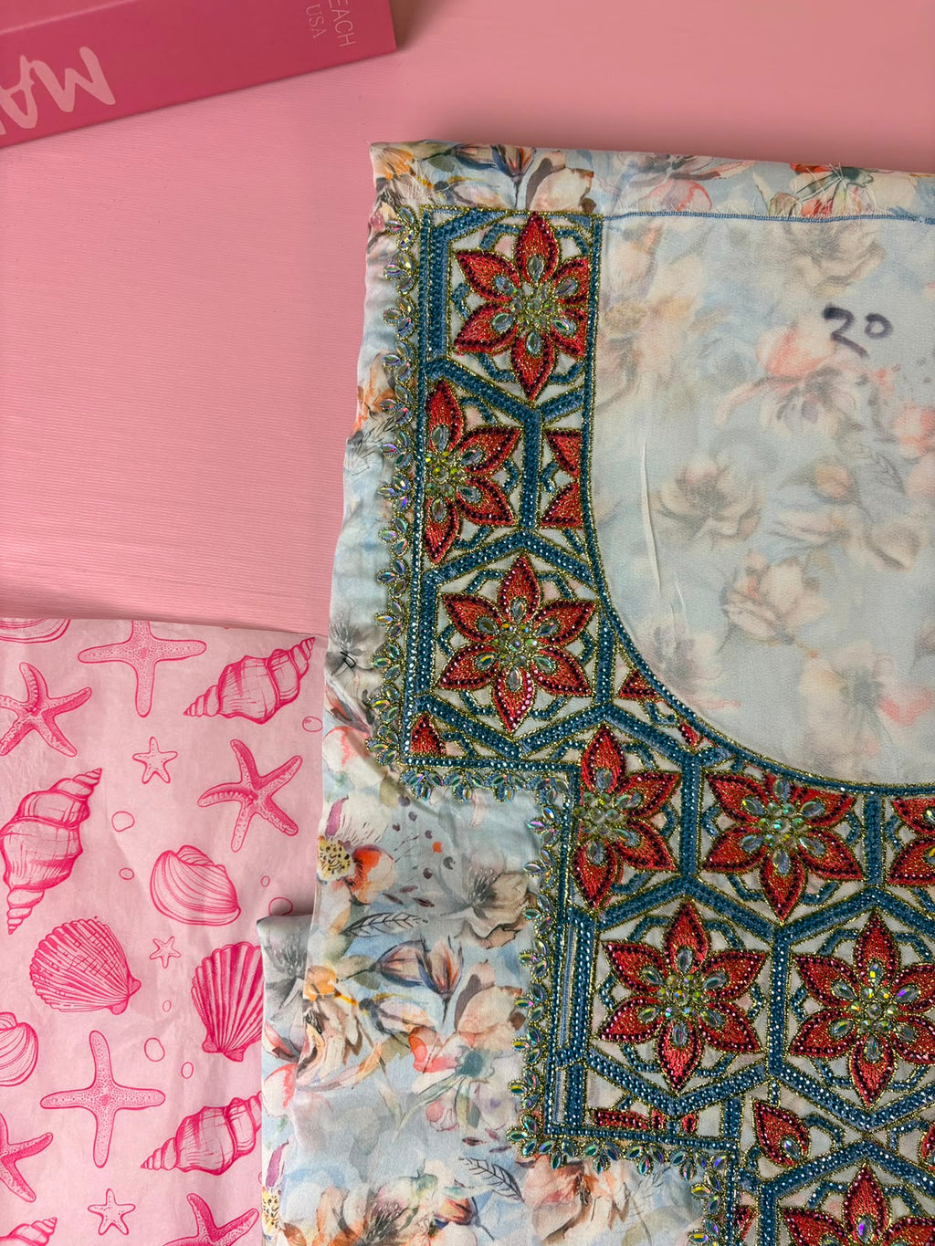 مخوار ساتان جابان أزرق زهري مطرز فاخر - 4 متر | Mukhawar Blue Floral Japan Satin Embroidered