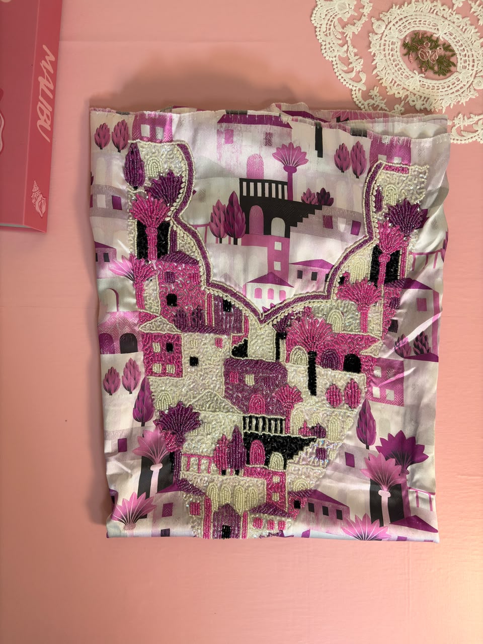 Mukhawar Arabic - Silk City Print | مخور عربي حرير