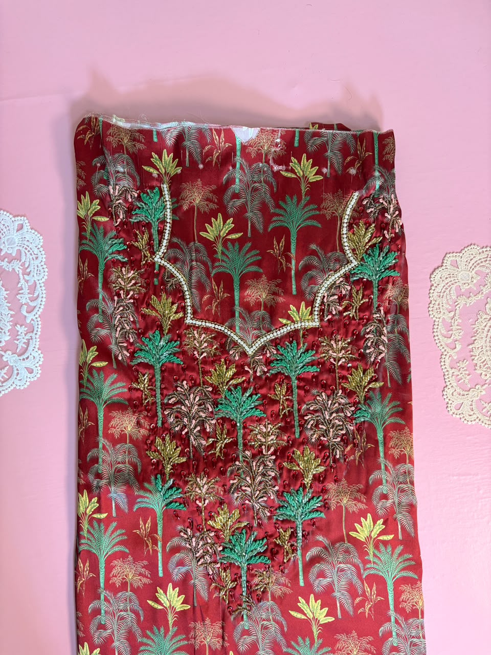 Mukhawar Arabic Burgundy - Silk Palm Tree Print | مخور عربي برغندي حرير