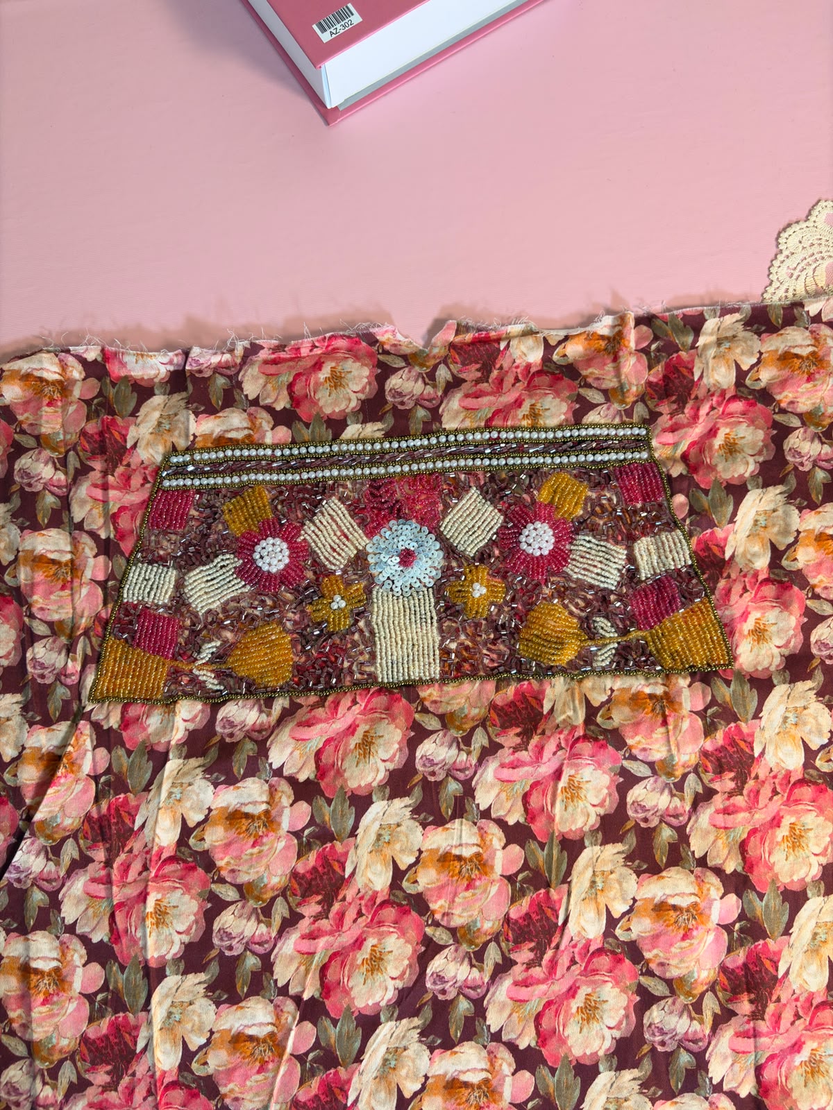 Mukhawar Floral Cotton – Arabic Style