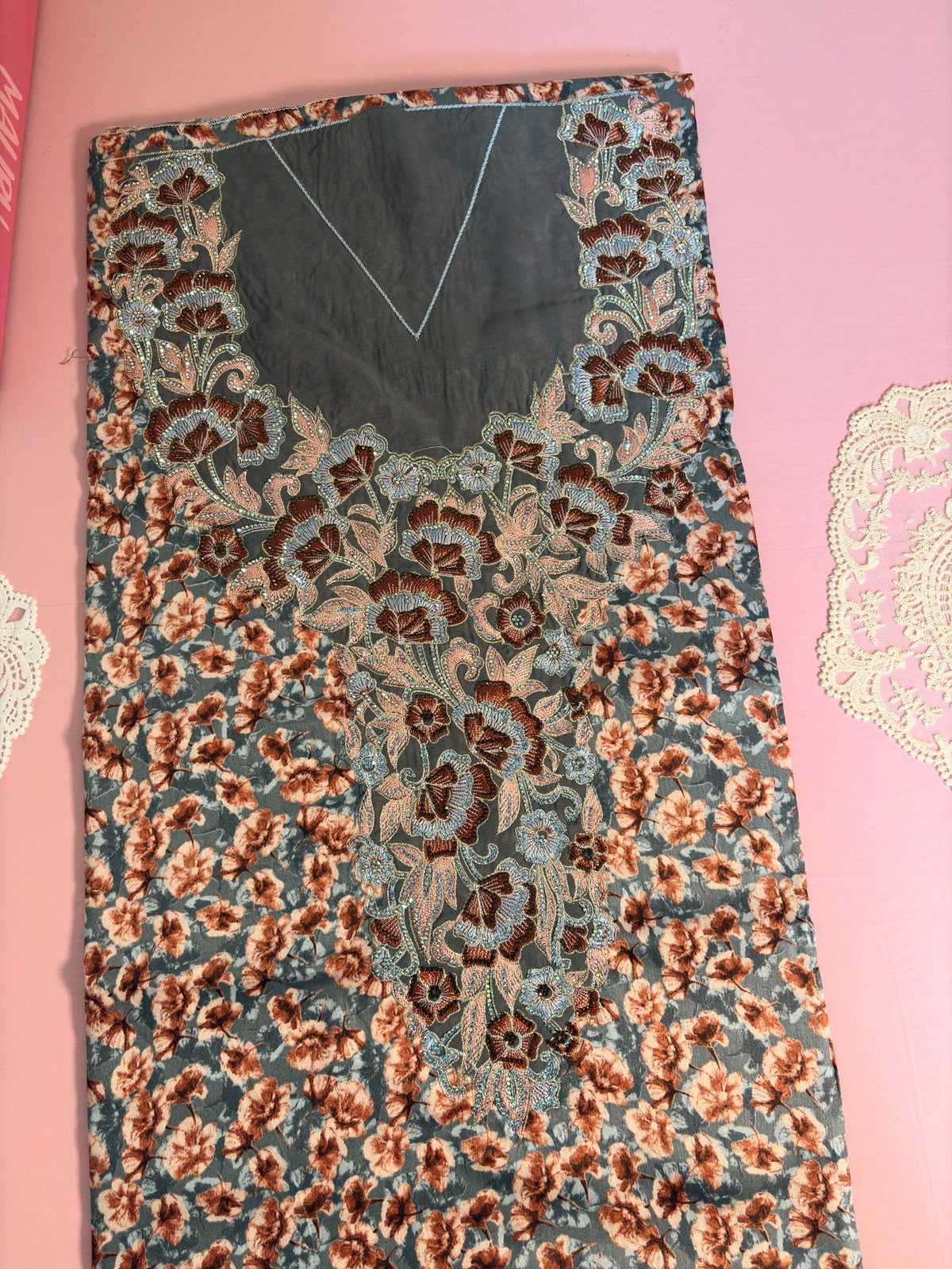 Mukhawar Teal Floral Cotton – Arabic Embroidery Style